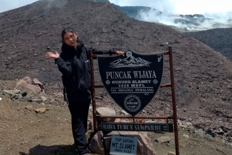 Kehilangan Siswi Sekolah Di Gunung Slamet yang Sempat Hilang